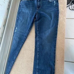 Great fitting PAIGE jeans.  Skinny leg great with knee high boots